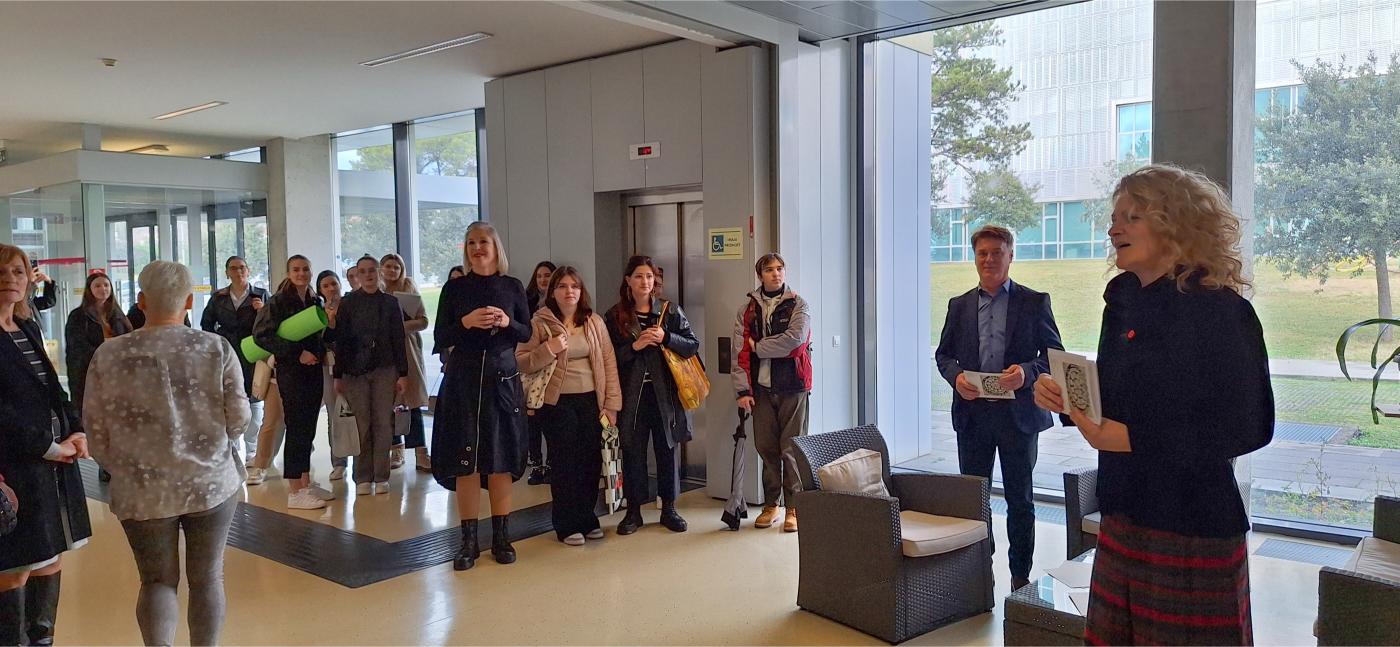 Izložba likovnih uradaka studenata 2025.