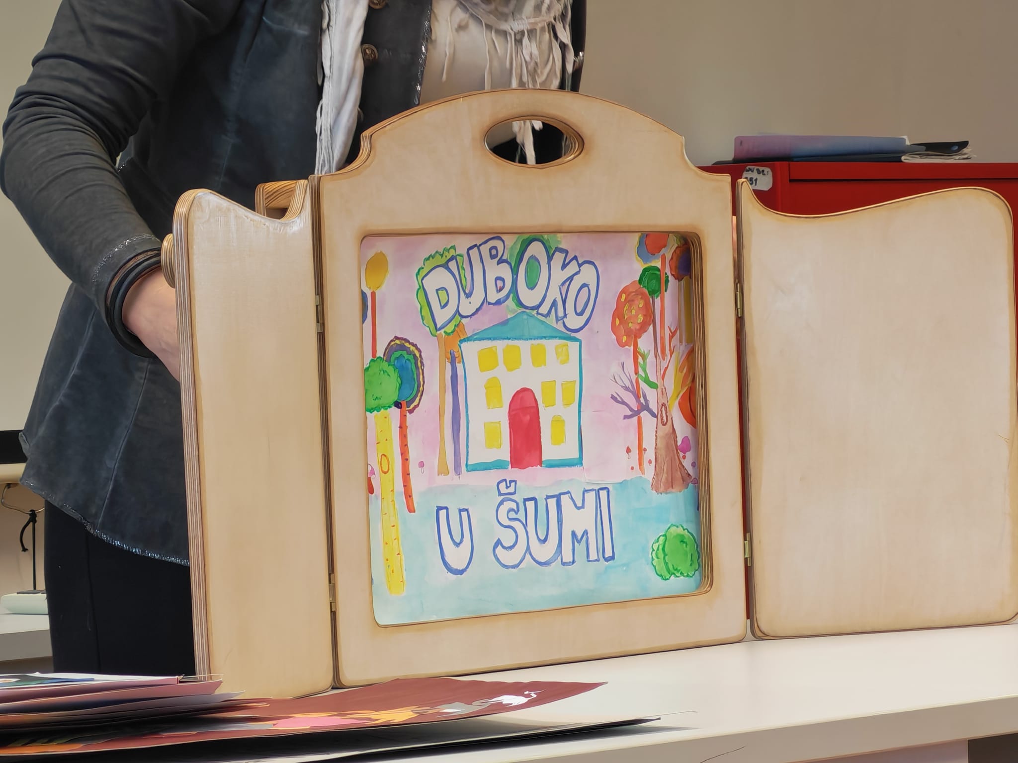 Upoznajmo kamišibaj – Obilježen Svjetski dan pripovijedanja na Učiteljskom fakultetu u Rijeci 2026.